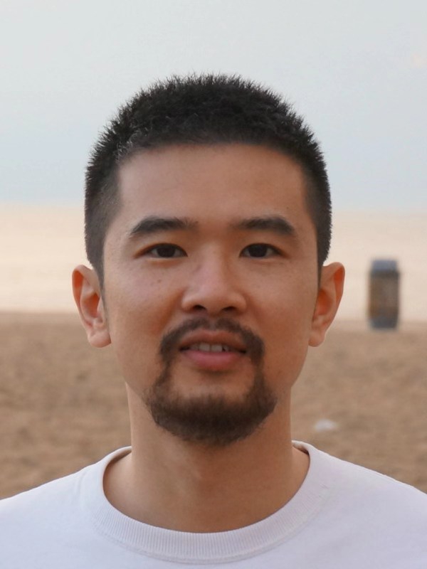 主讲人照片 主讲人照片