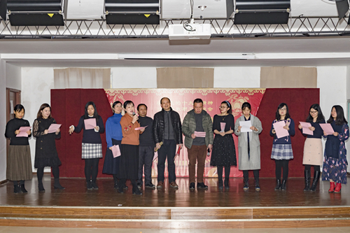 14《明天会更好》机关工会第三小组_副本.jpg